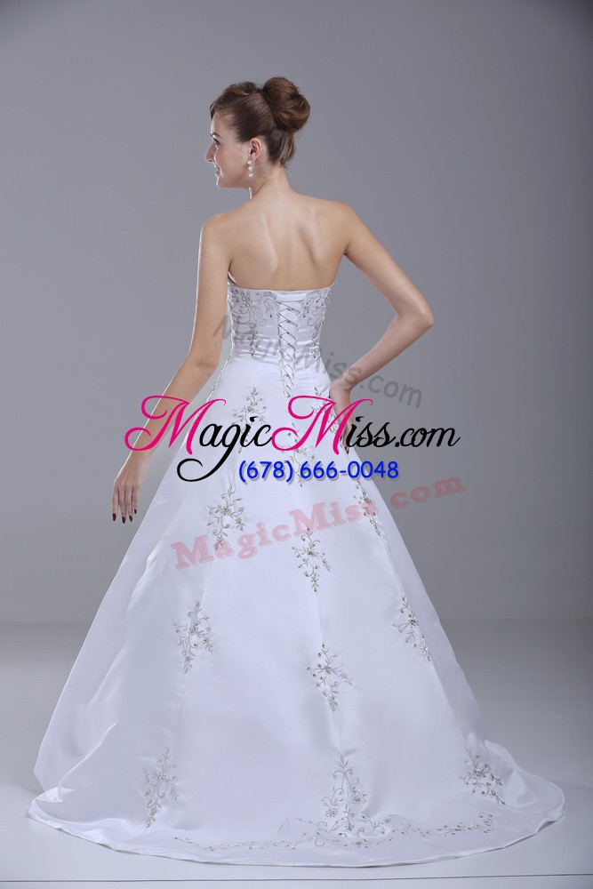 wholesale white sleeveless satin brush train lace up wedding gowns for wedding party