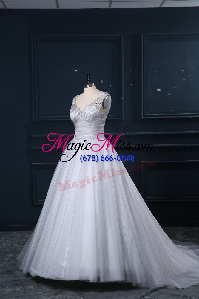 wholesale grey lace up v-neck appliques wedding dress tulle sleeveless brush train