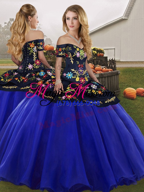 wholesale royal blue two pieces tulle off the shoulder sleeveless embroidery floor length lace up sweet 16 dress