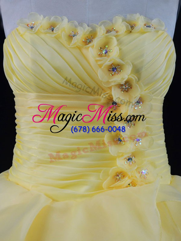wholesale glittering organza sleeveless floor length ball gown prom dress and hand made flower