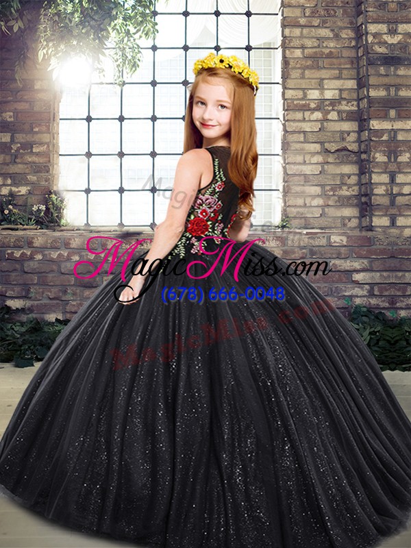 wholesale scoop sleeveless pageant gowns for girls floor length embroidery black tulle