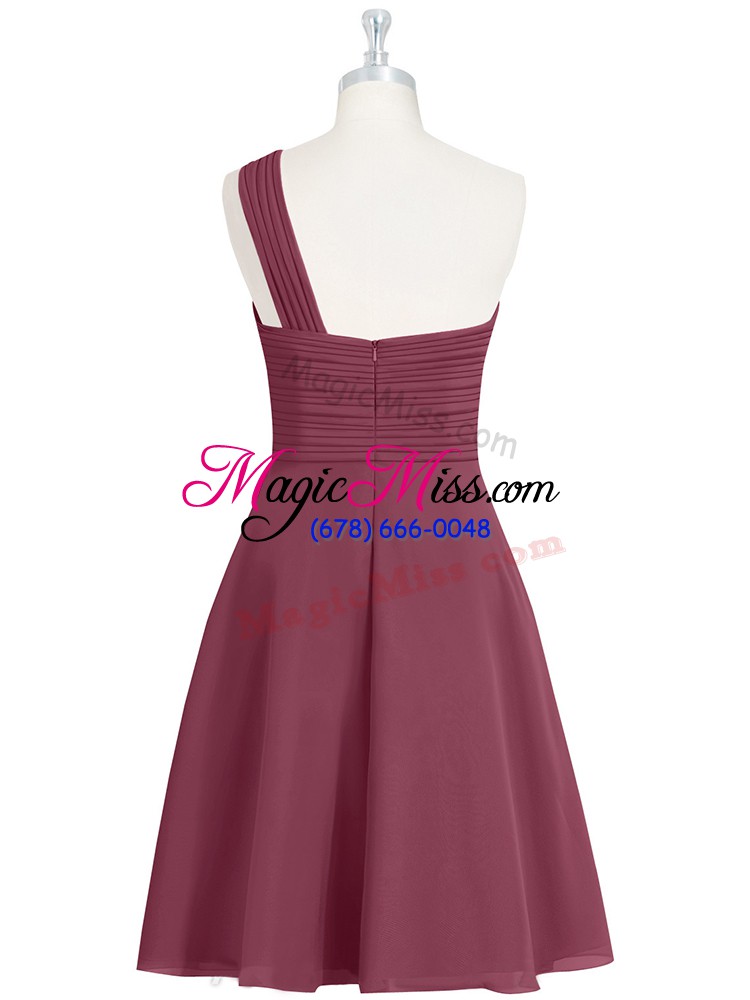 wholesale perfect one shoulder sleeveless prom dress knee length ruching burgundy chiffon