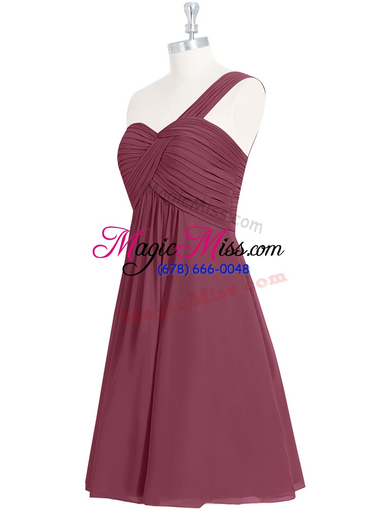 wholesale perfect one shoulder sleeveless prom dress knee length ruching burgundy chiffon