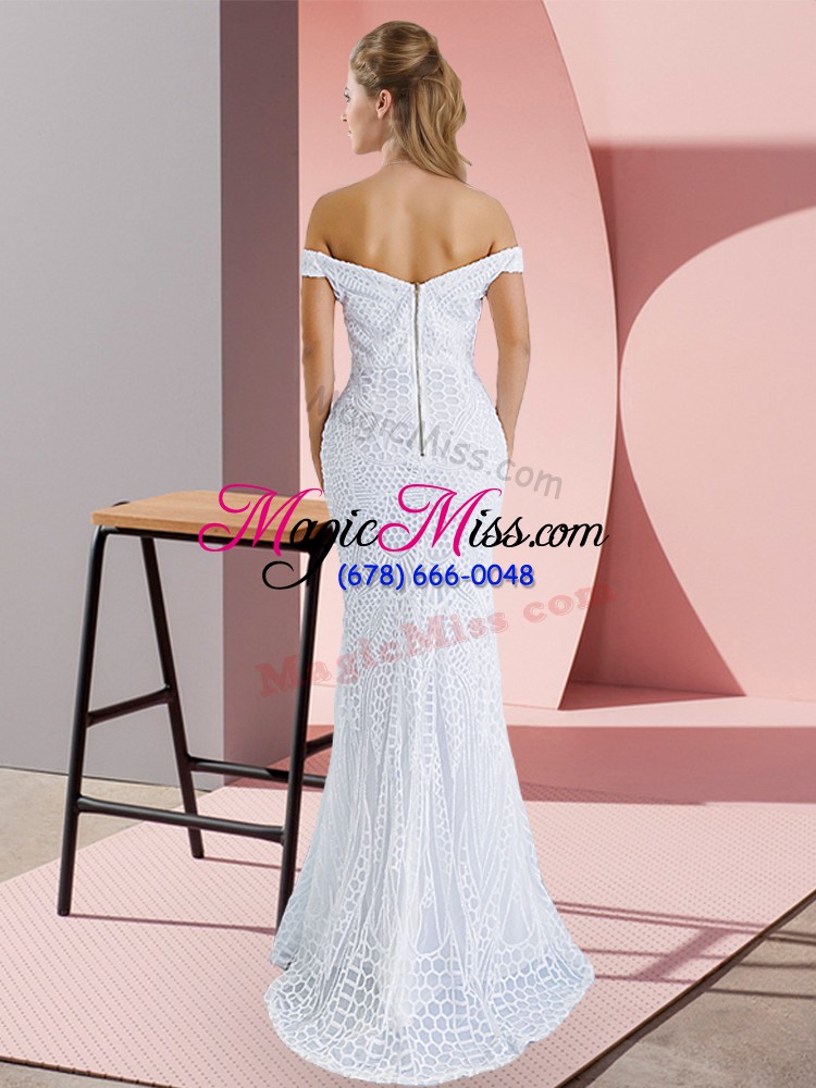 wholesale suitable off the shoulder sleeveless sweep train zipper ruching prom evening gown in white
