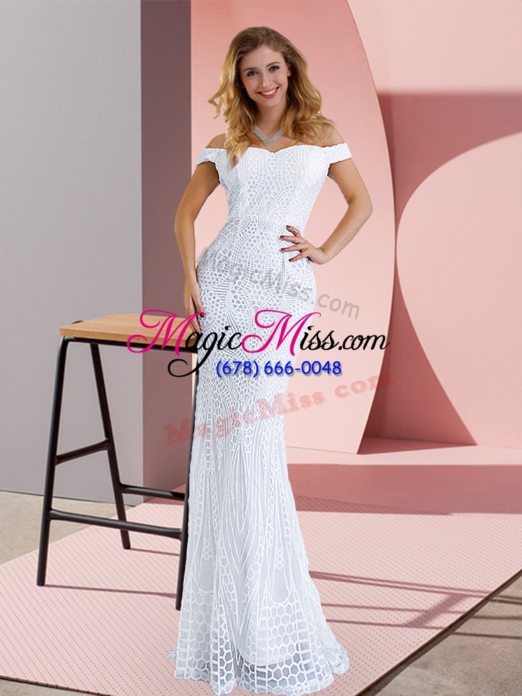 wholesale suitable off the shoulder sleeveless sweep train zipper ruching prom evening gown in white