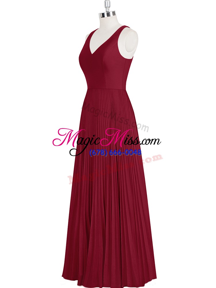 wholesale a-line homecoming dress wine red v-neck sleeveless floor length zipper