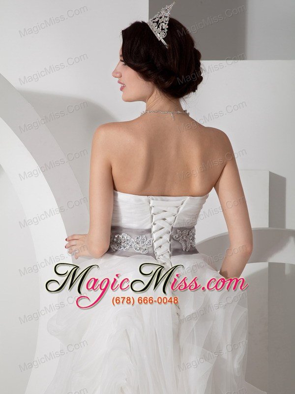 wholesale discount a-line strapless brush train organza appliques wedding dress