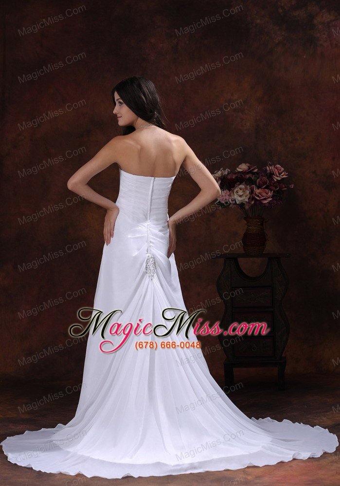 wholesale surprise arizona chiffon white beaded decotare sweetheart wedding dress with brush train