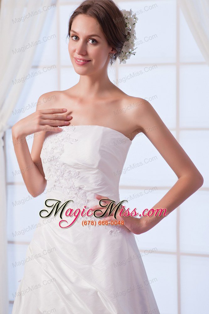 wholesale modest a-line strapless court train chiffon appliques wedding dress