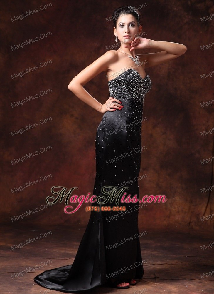 wholesale black sweetheart beaded decorate body stylish prom gowns whit brush train for custom made in opelika alabama