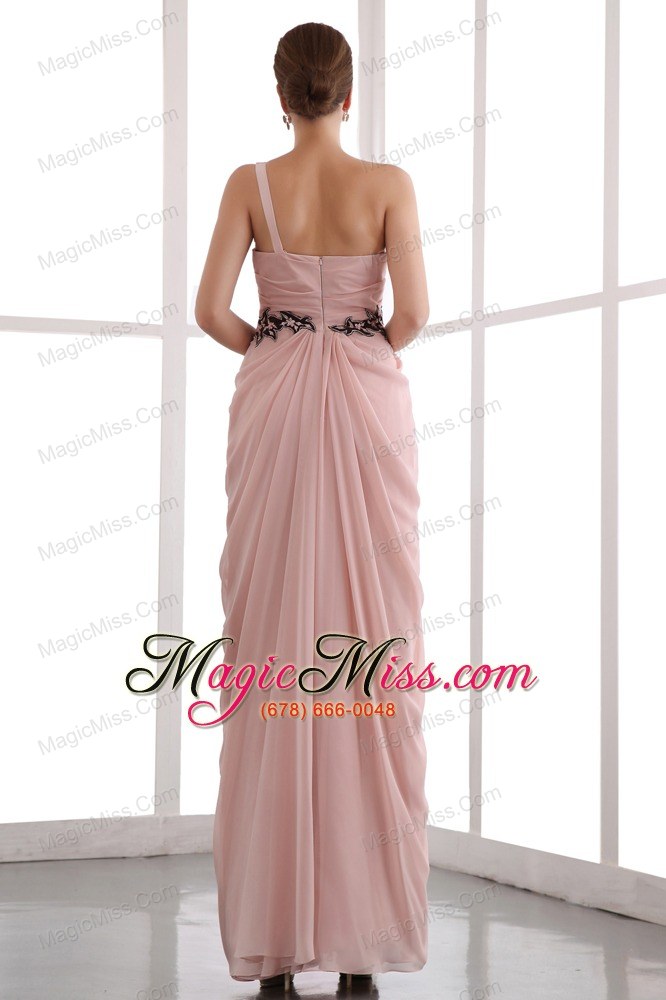 wholesale peach puff one shoulder chiffon prom dress with black appliques