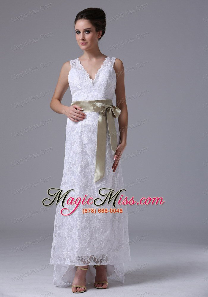 wholesale high-low v-neck lace stylish customize wedding dress with sashes/ribbons