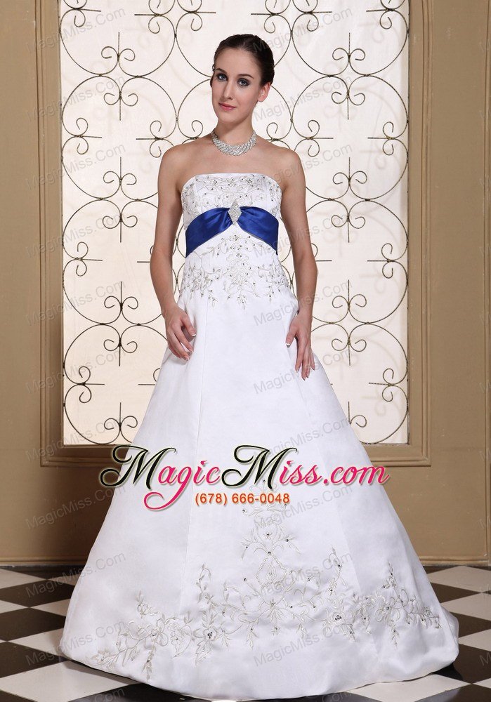 wholesale embroidery with beading in satin modest chapel train for 2013 wedding dress