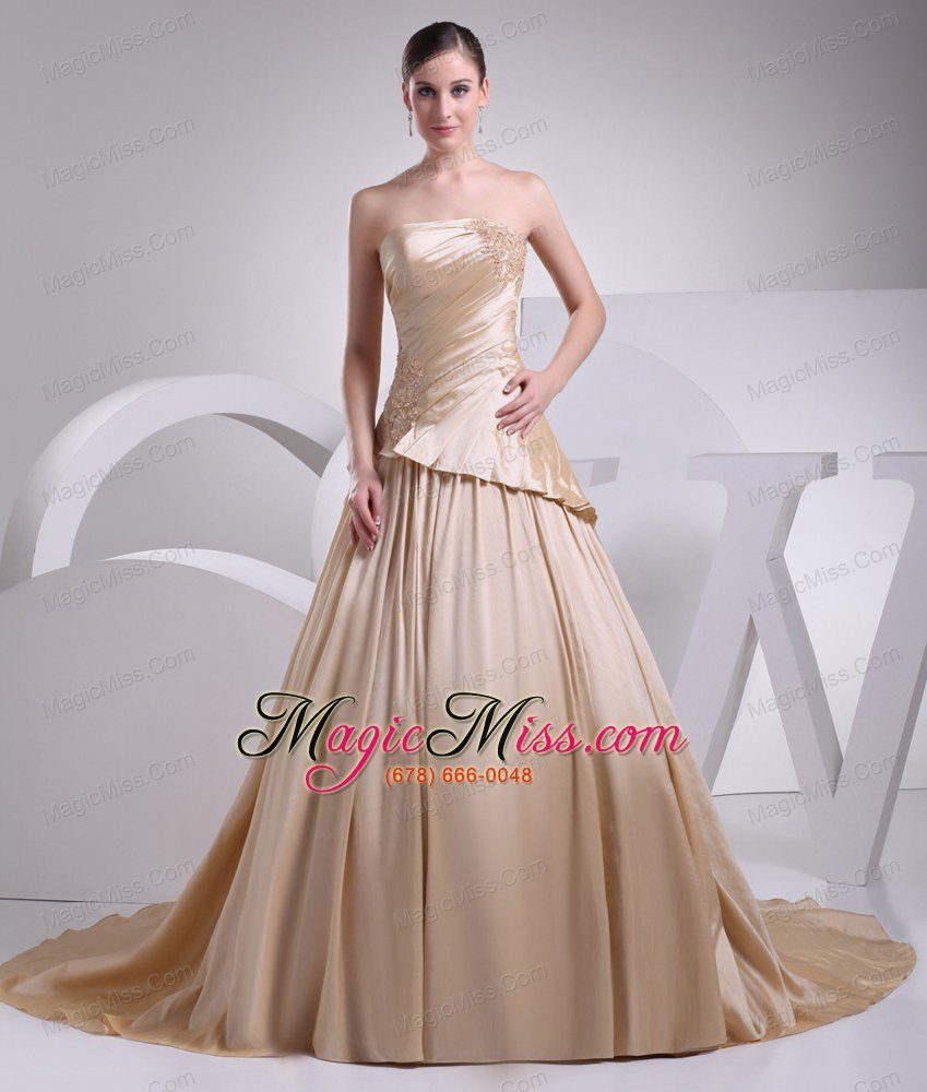 wholesale appliques a-line strapless chapel train wedding dress with champagne