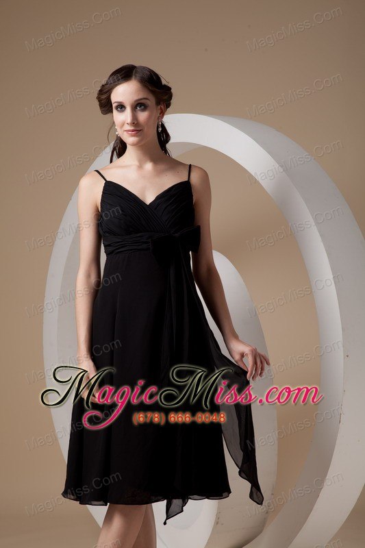 wholesale black empire spaghetti straps knee-length chiffon ruch and bow bridesmaid dress