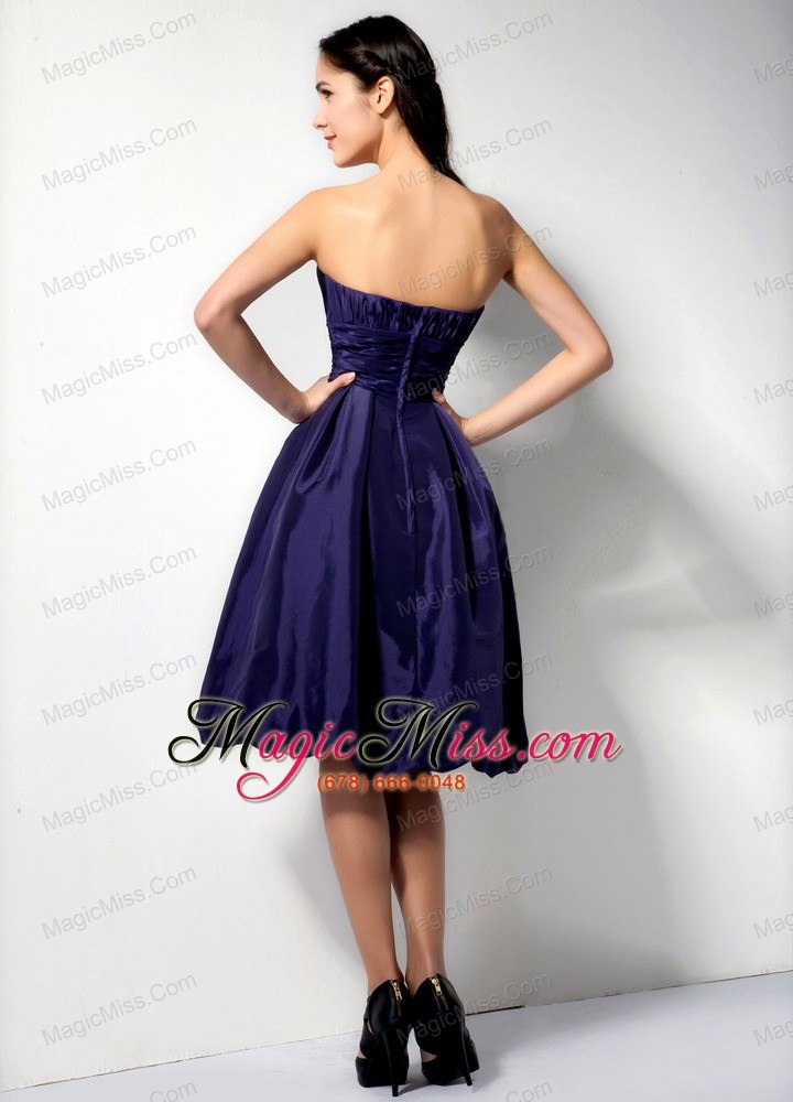 wholesale purple a-line strapless knee-legnth taffeta ruch bridesmaid dress