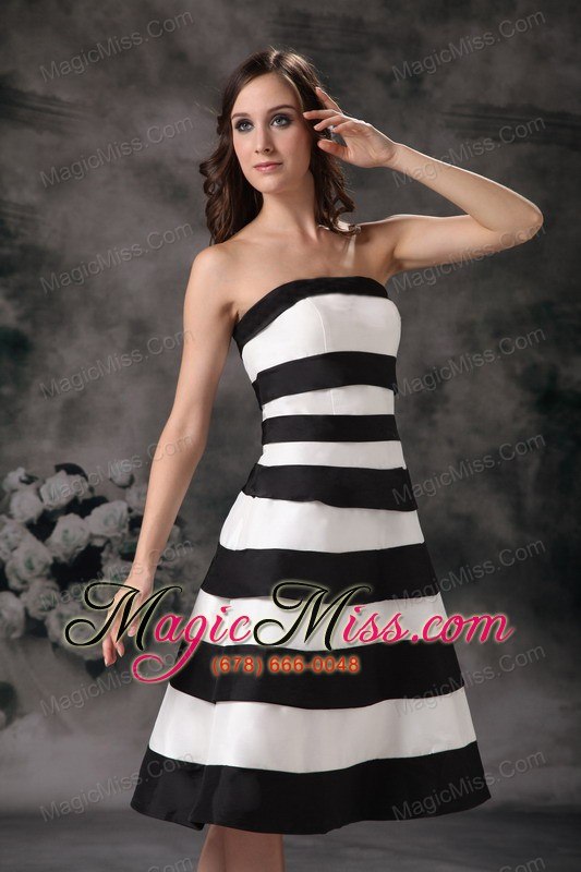 wholesale black and white a-line strapless knee-length satin beading bridesmaid dress