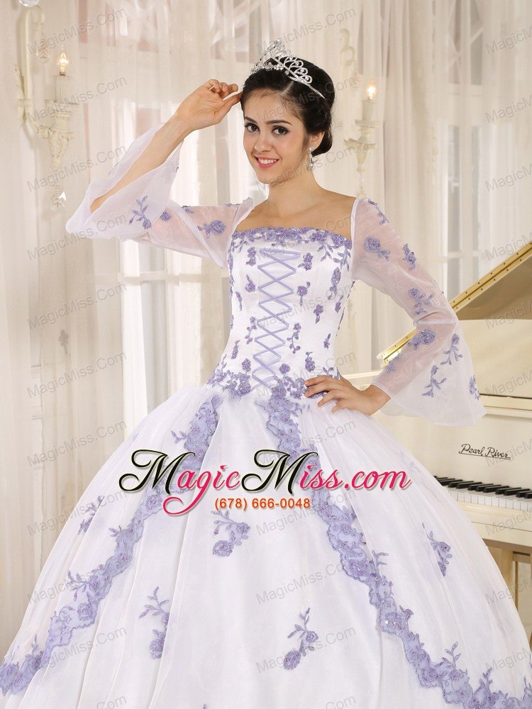 wholesale lilac embroidery decorate on white organza square neckline quinceanera dress in quillacollo