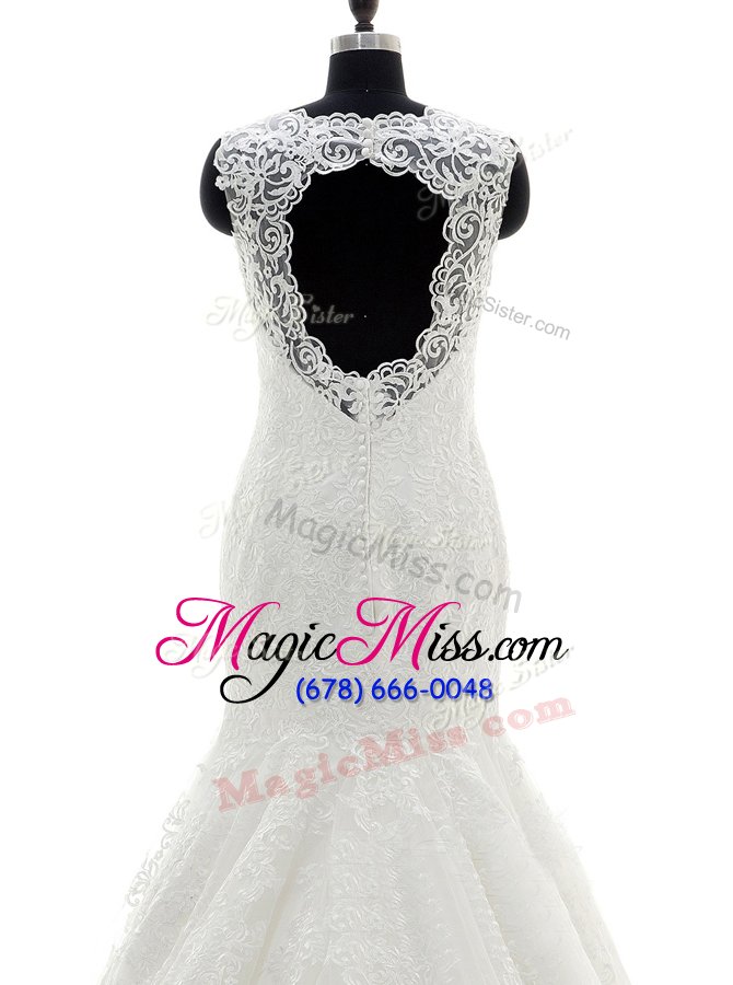 wholesale mermaid scalloped sleeveless wedding gowns with brush train lace and appliques white tulle and lace
