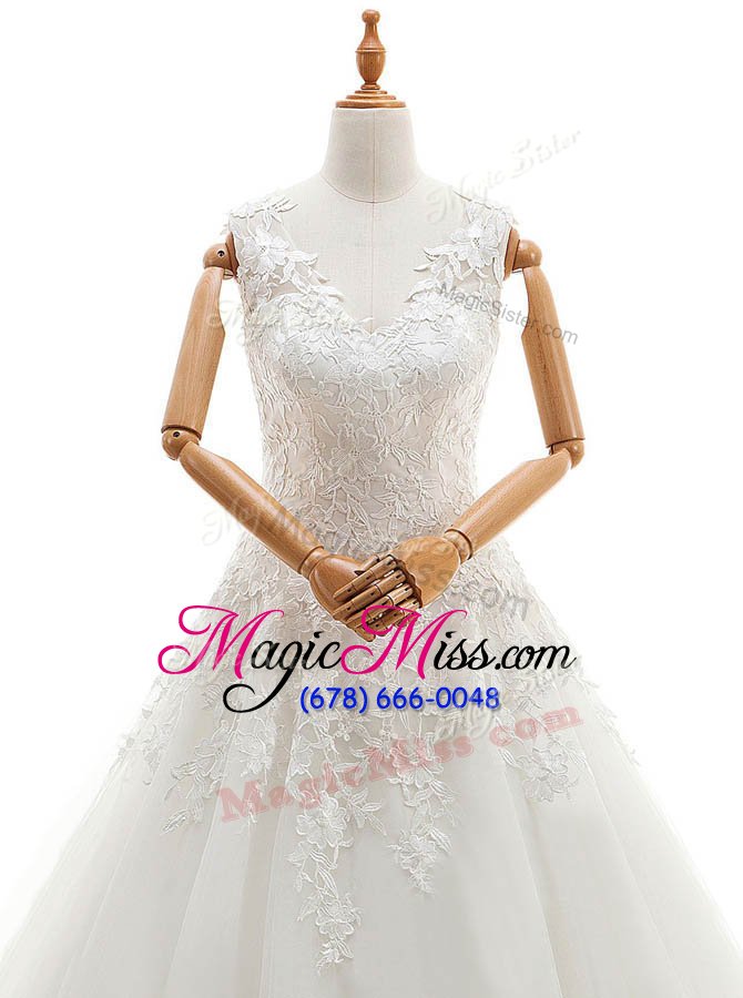 wholesale delicate v-neck sleeveless bridal gown with brush train appliques white tulle