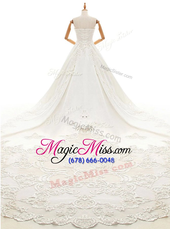 wholesale modern white sleeveless with train appliques lace up wedding gown