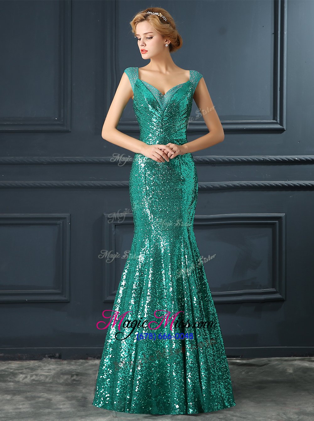 wholesale affordable champagne mermaid v-neck sleeveless sequined floor length zipper sequins prom party dress