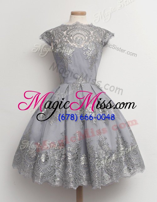 wholesale custom fit black a-line lace scoop cap sleeves appliques knee length zipper prom evening gown