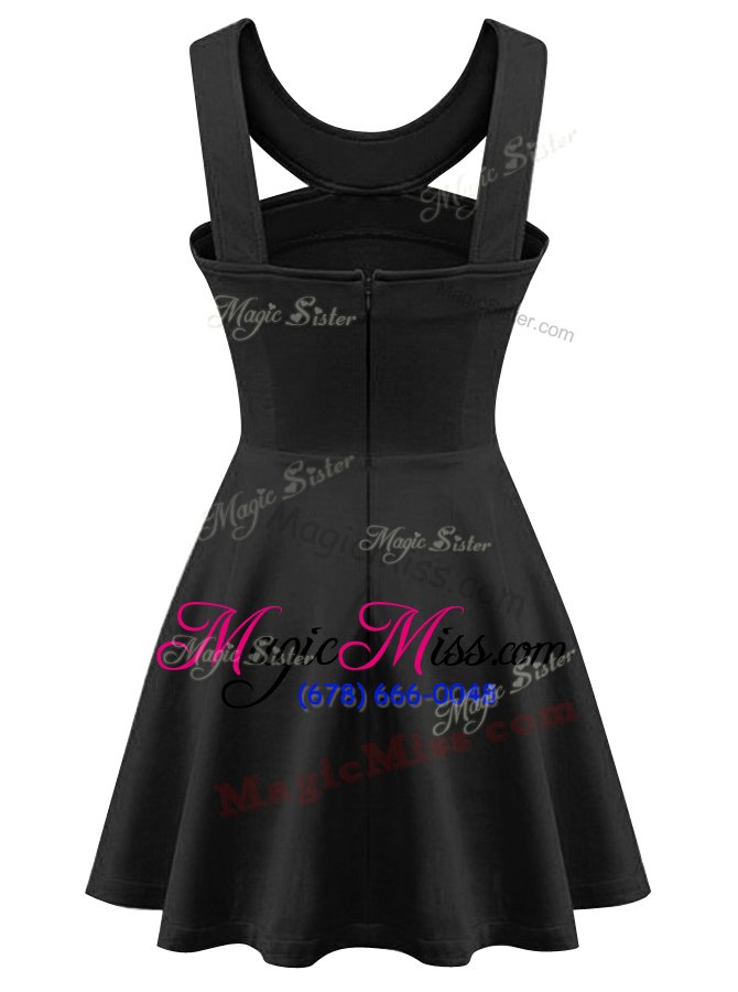 wholesale halter top sleeveless mini length beading zipper homecoming dress online with black