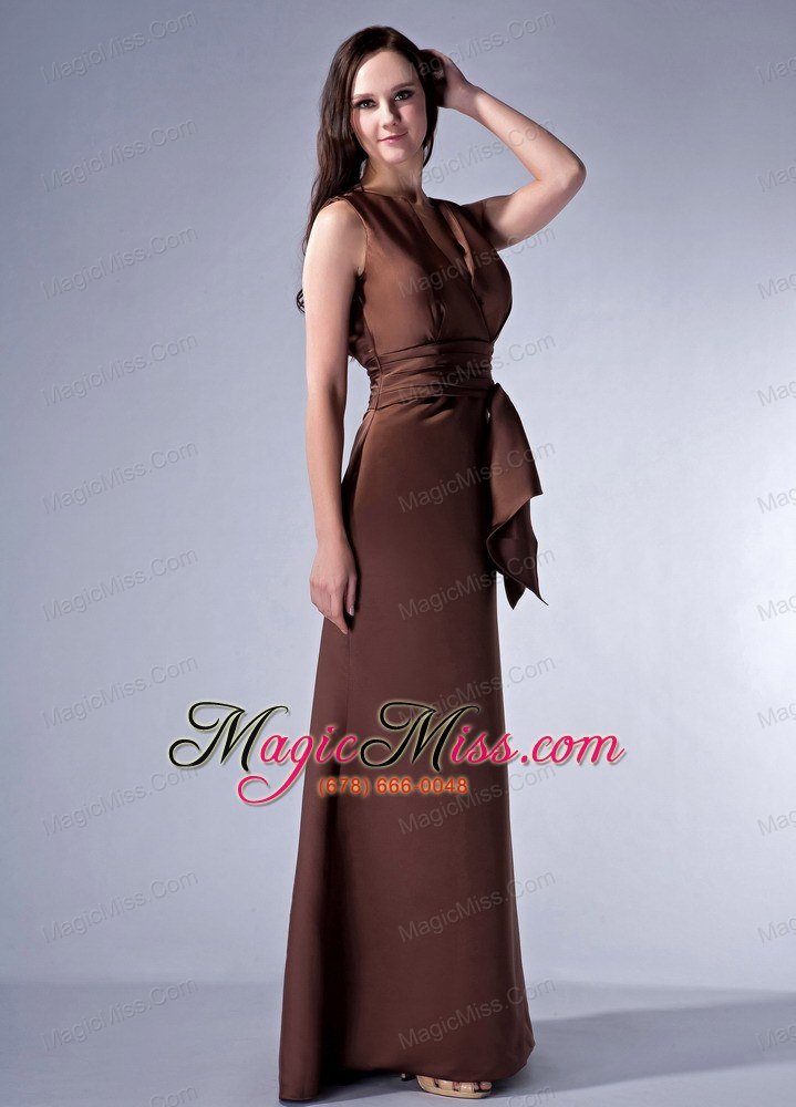 wholesale elegant brown cloumn v-neck bridesmaid dress satin ruch floor-length