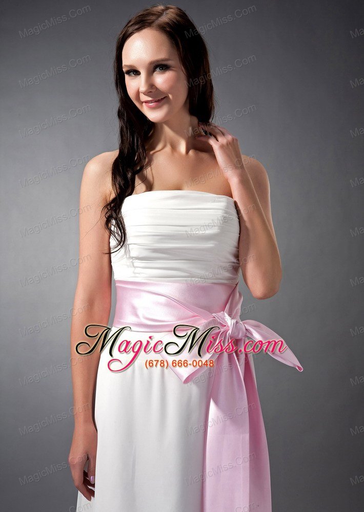 wholesale white and baby pink empire straoless floor-length chiffon ruch bridesmaid dress
