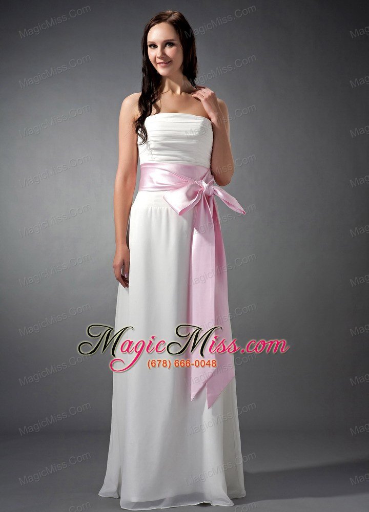 wholesale white and baby pink empire straoless floor-length chiffon ruch bridesmaid dress