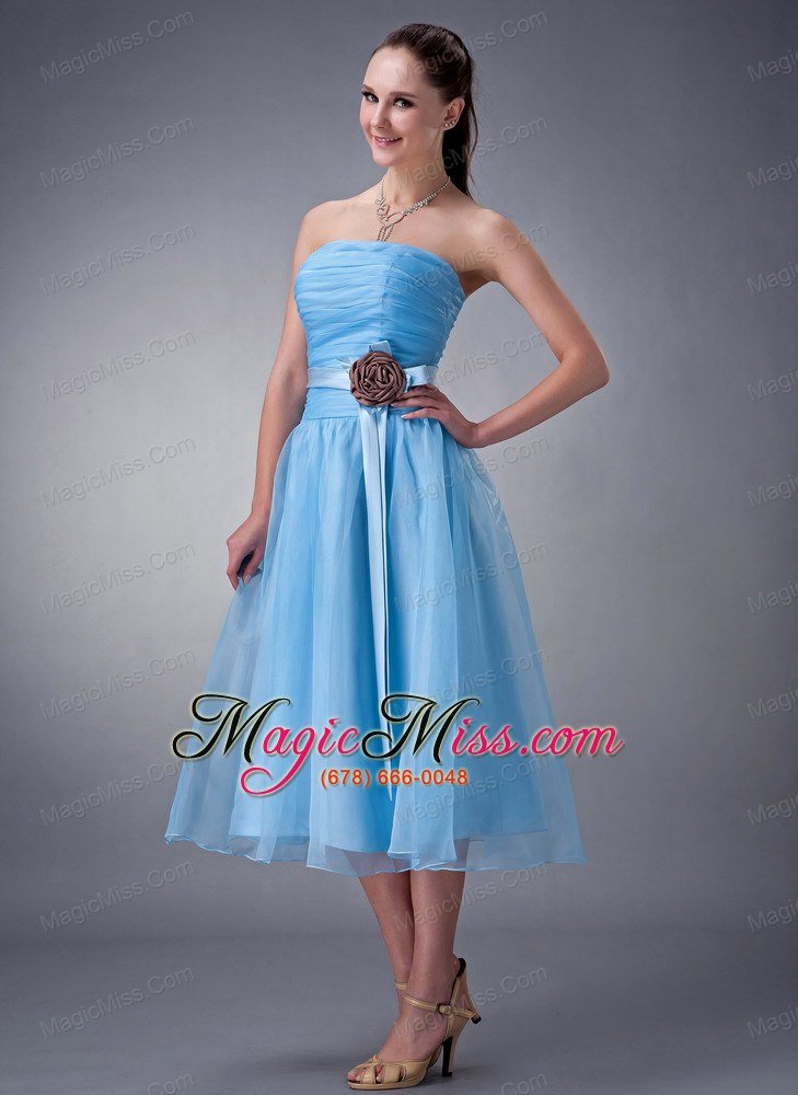 wholesale custom made baby blue a-line / princess bridesmaid dress strapless hand made flower tea-length chiffon