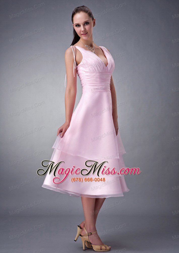 wholesale exclusive baby pink a-line / princess v-neck bridesmaid dress organza ruch tea-length