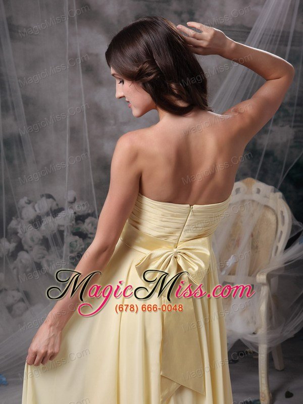 wholesale champagne empire strapless knee-length ruch chiffon bridesmaid dress