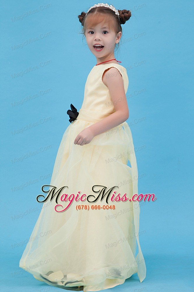 wholesale light yellow a-line scoop floor-length tulle hand made flower flower girl dress
