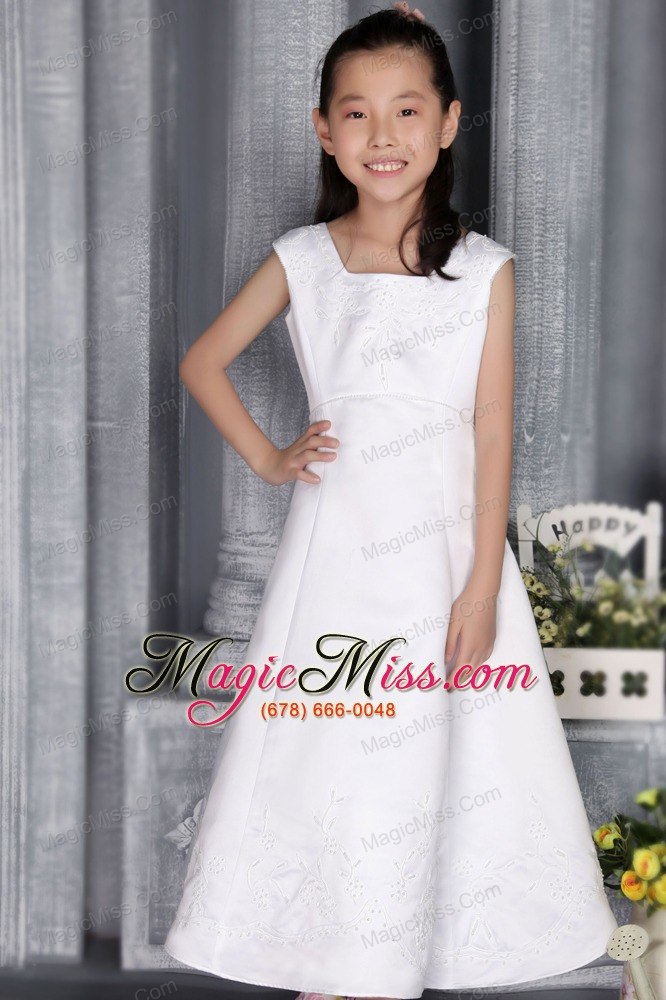 wholesale white a-line / princess square floor-length satin embriodery flower girl dress