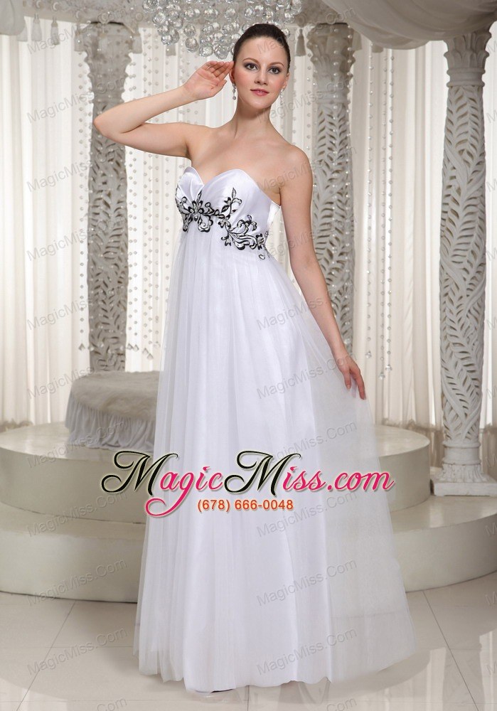 wholesale white appliques prom dress for formal evening with sweetheart floor-length