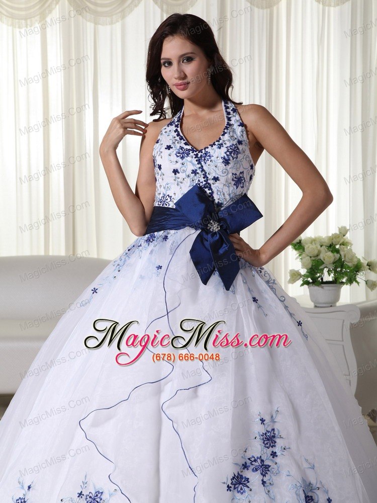 wholesale white ball gown halter floor-length organza appliques quinceanera dress