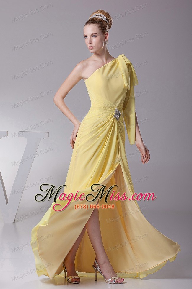 wholesale light yellow one shoulder and high silt for prom dress