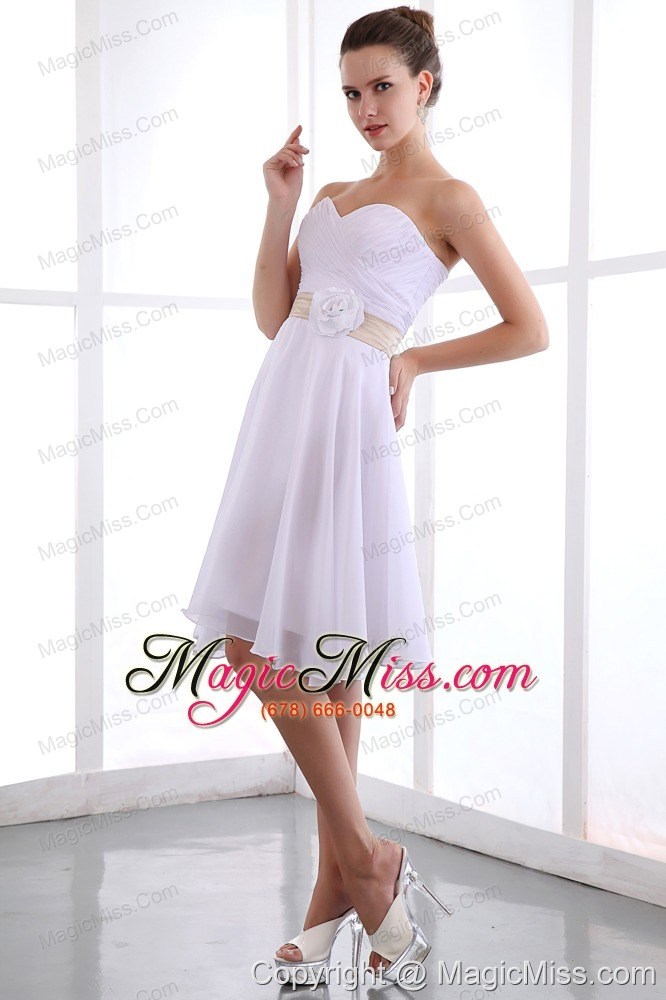 wholesale white a-line sweetheart knee-length chiffon hand made flower prom dress