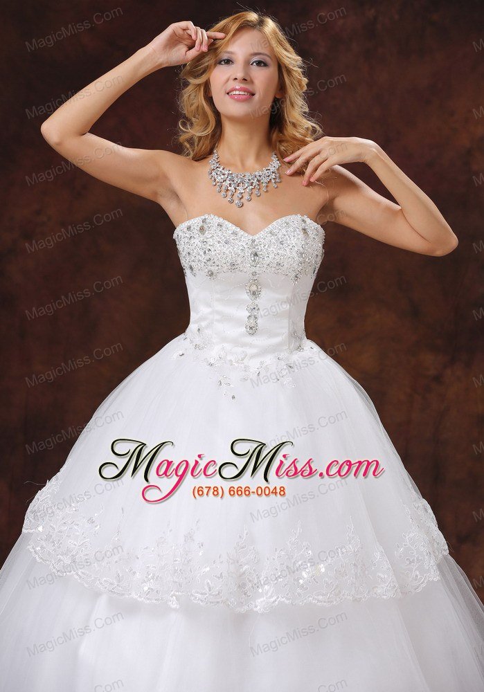 wholesale beading and embroidery decorate sweetheart neckline tulle floor-length ball gown 2013 wedding dress