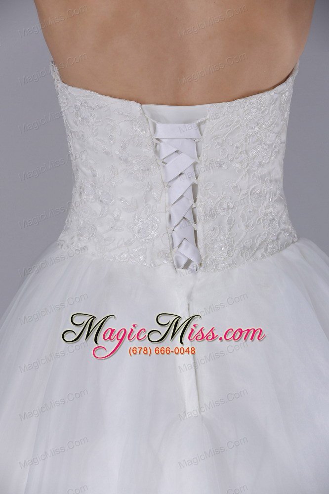 wholesale bettendorf iowa lace strapless organza chapel train ball gown 2013 wedding dress