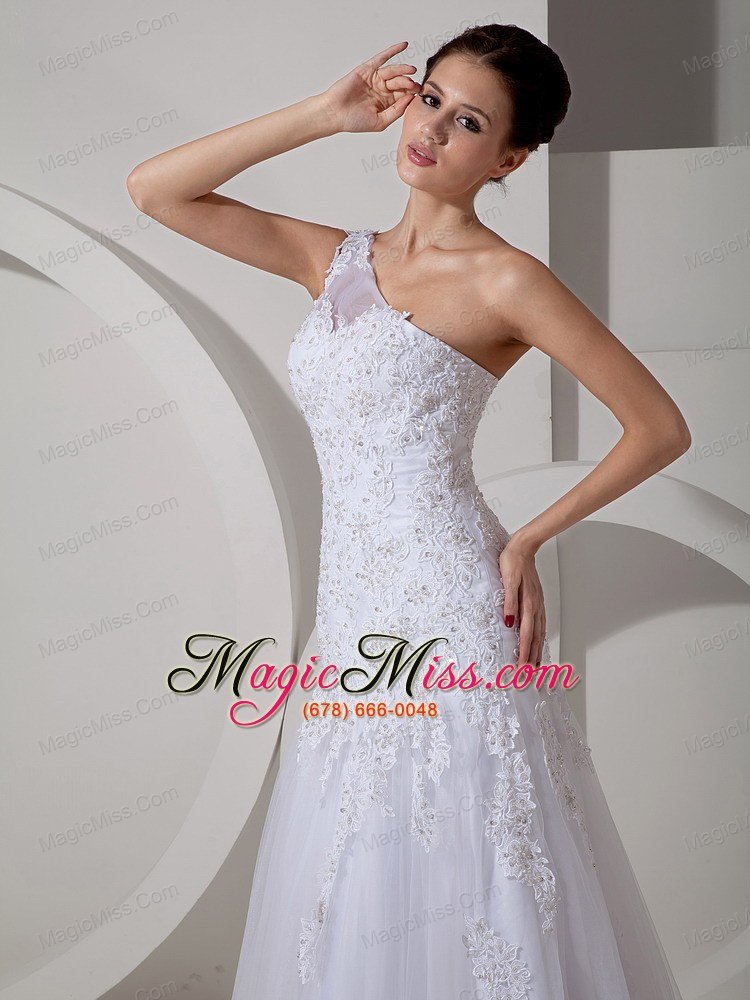 wholesale lovely a-line one shoulder court train tulle lace wedding dress