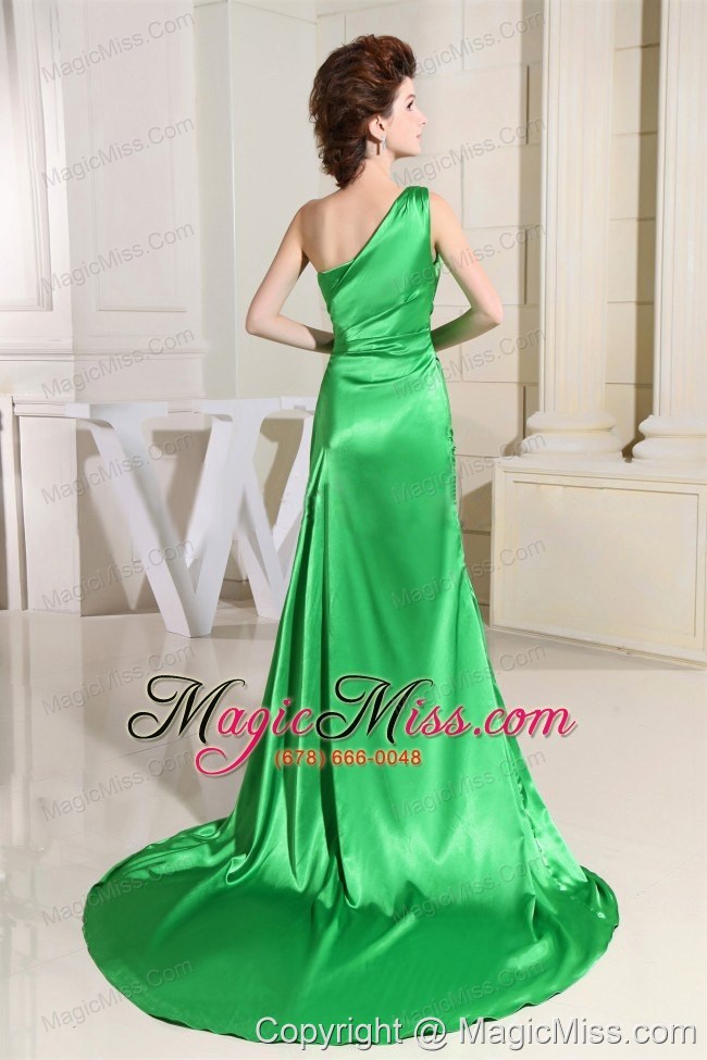 wholesale spring green prom dress with one shoulder high slit brush train