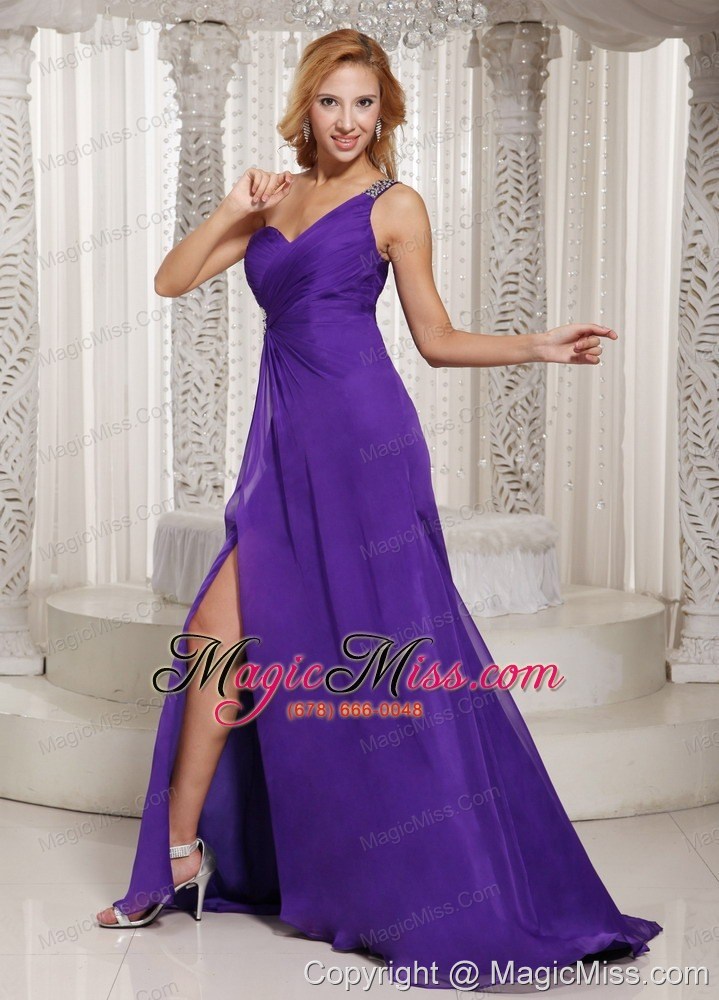 wholesale purple high slit one shoulder prom celebrity dress with brush train beading and ruch