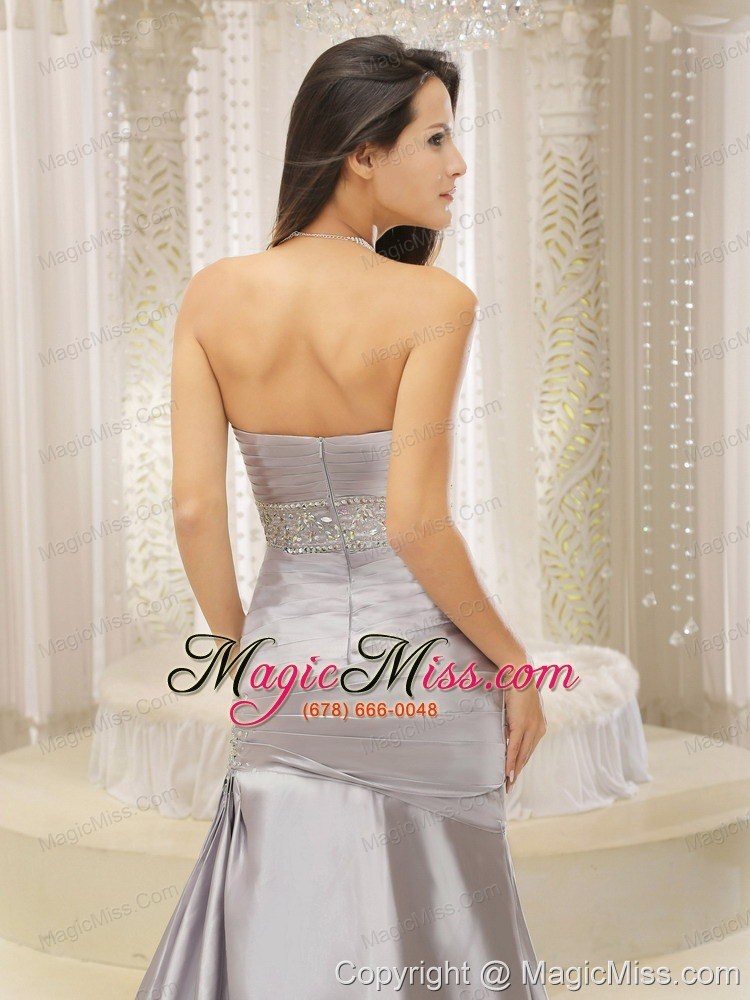 wholesale modest satin and ruched bodice beaded decorate waist for prom dress
