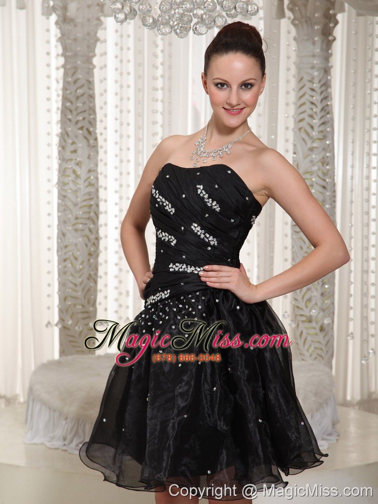 wholesale hand made beading a-line organza prom dress with mini-length
