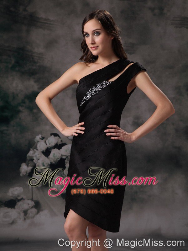 wholesale black column / sheath asymmetrical knee-length satin beading prom dress