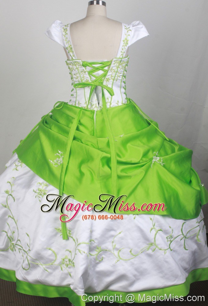 wholesale sweet ball square neckline white and spring green embroidery decorate flower girl pageant dress
