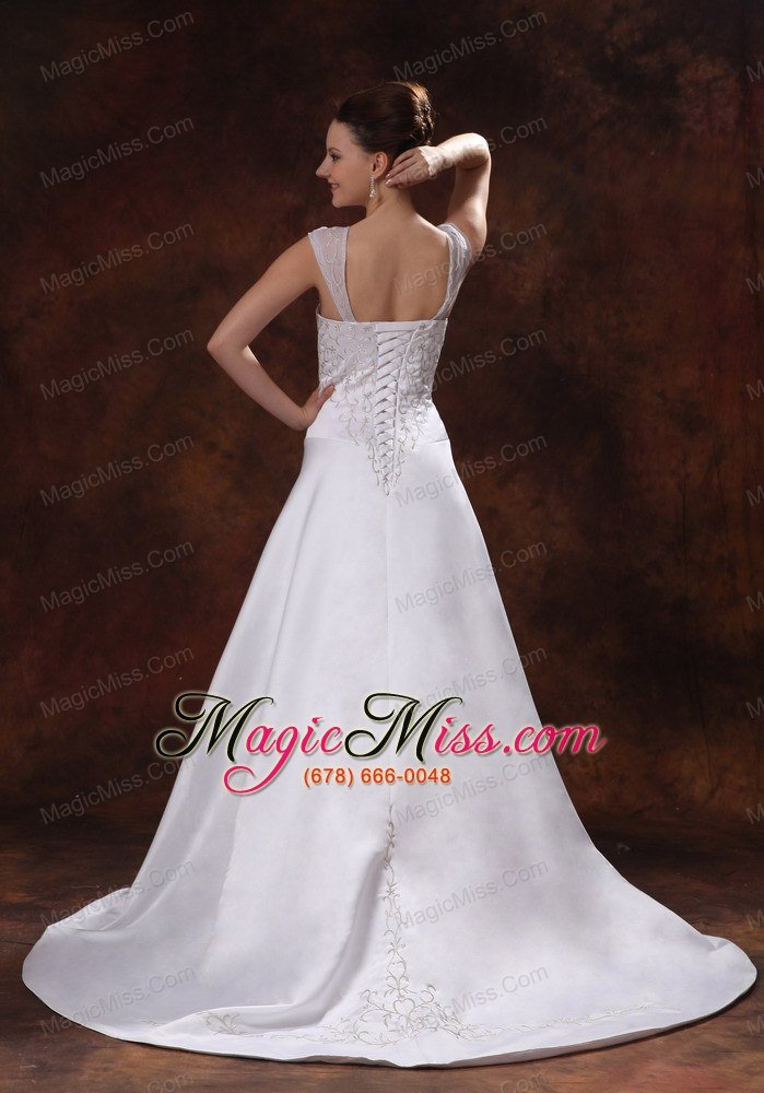 wholesale luxurious straps court train wedding dress with embroidery for custom made in dahlonega georgia